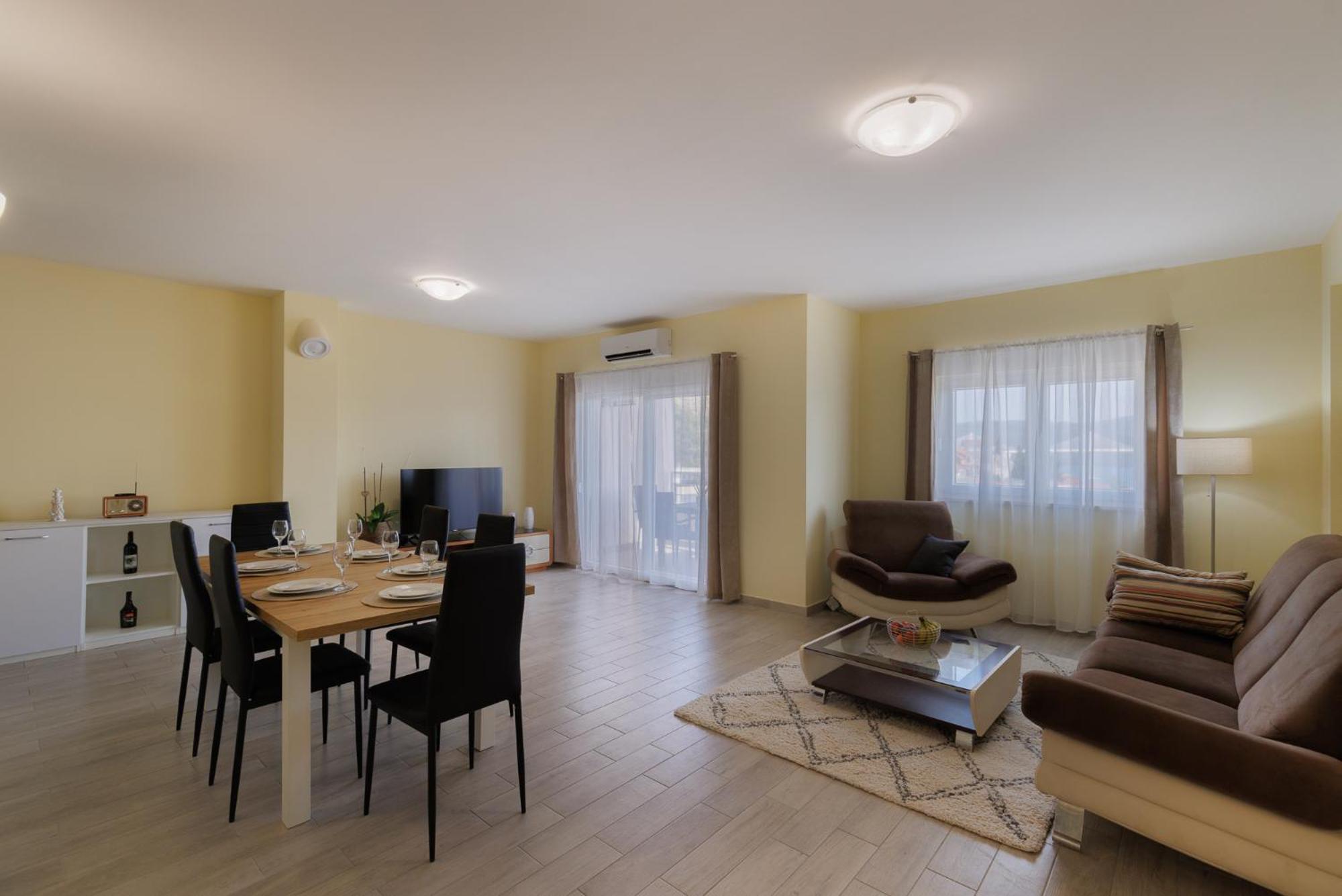 Apartman Maja Komarna Exteriér fotografie