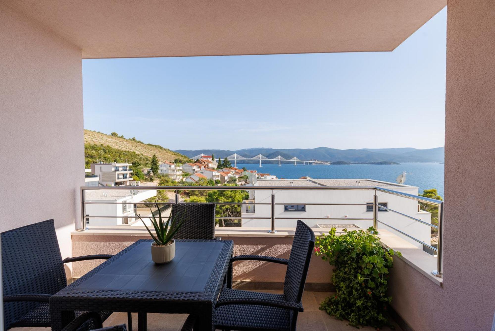 Apartman Maja Komarna Exteriér fotografie